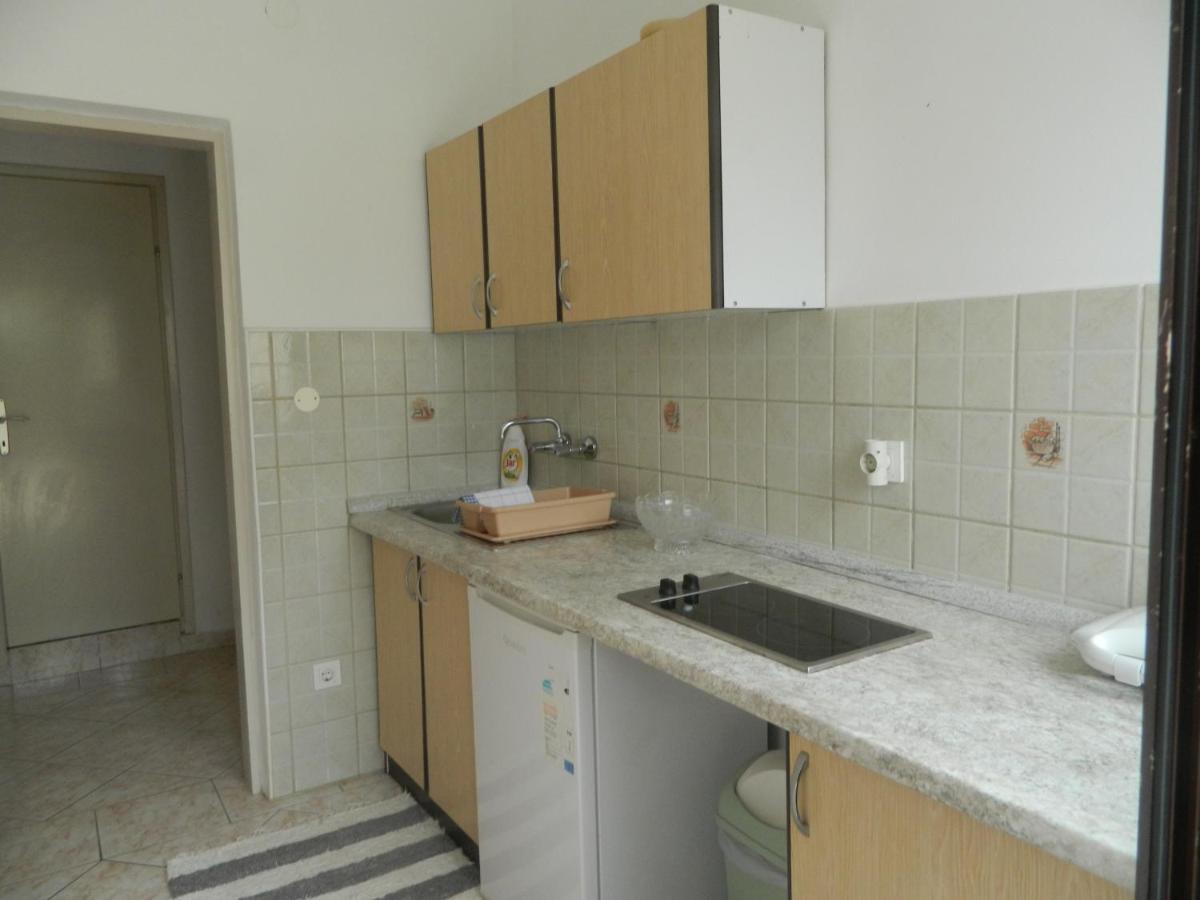 Apartments Vila Vanda Porec Exterior photo